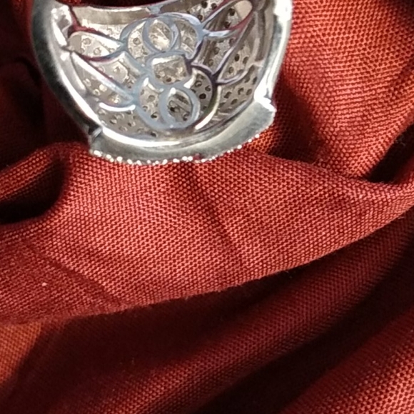 DIAMOND'S  UNISEX  RING! - Picture 5 of 5